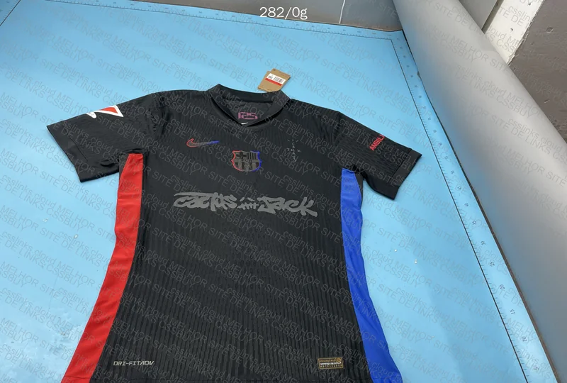 Barcelona Jersey 24/25 Away - Travis Scott 3