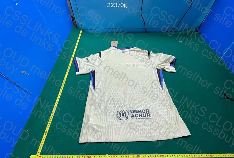 Barcelona Jersey 25/26 6