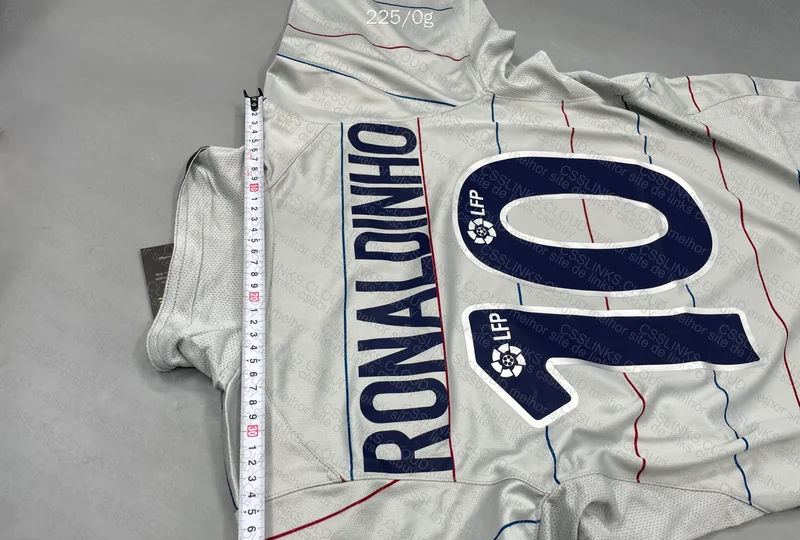 Barcelona Retro 2003-2004 Jersey 3