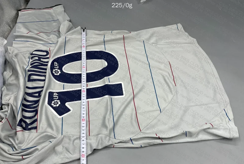 Barcelona Retro 2003-2004 Jersey 8