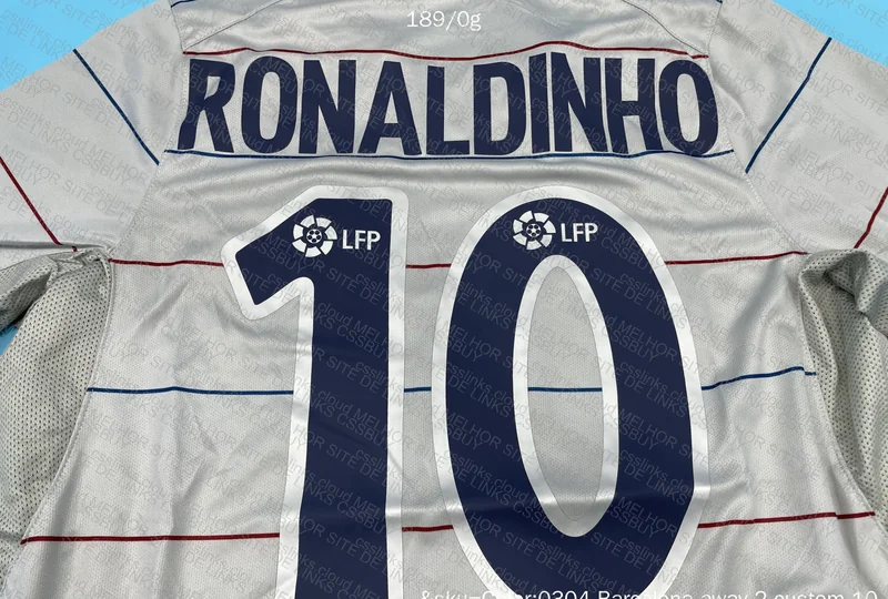 Barcelona Ronaldinho Jersey 5