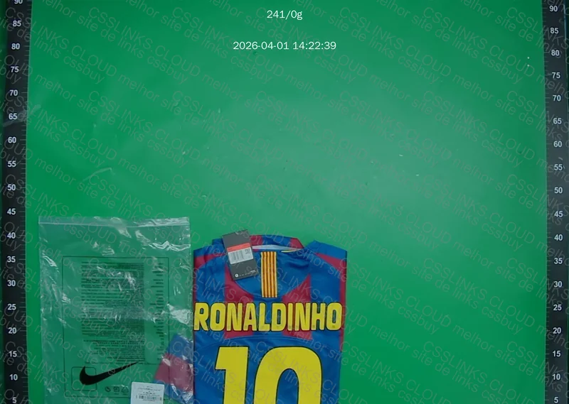 Camisa Barcelona Ronaldinho GL ou RL? 3