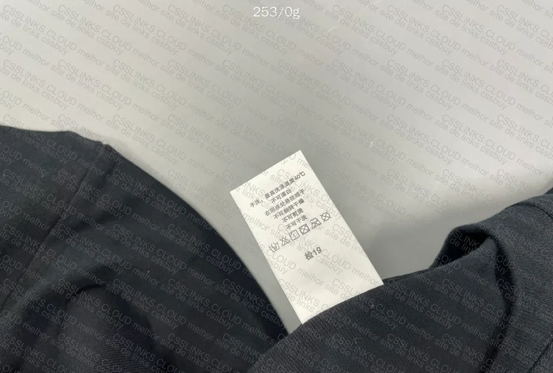 Basic 15 Yuan Shirt