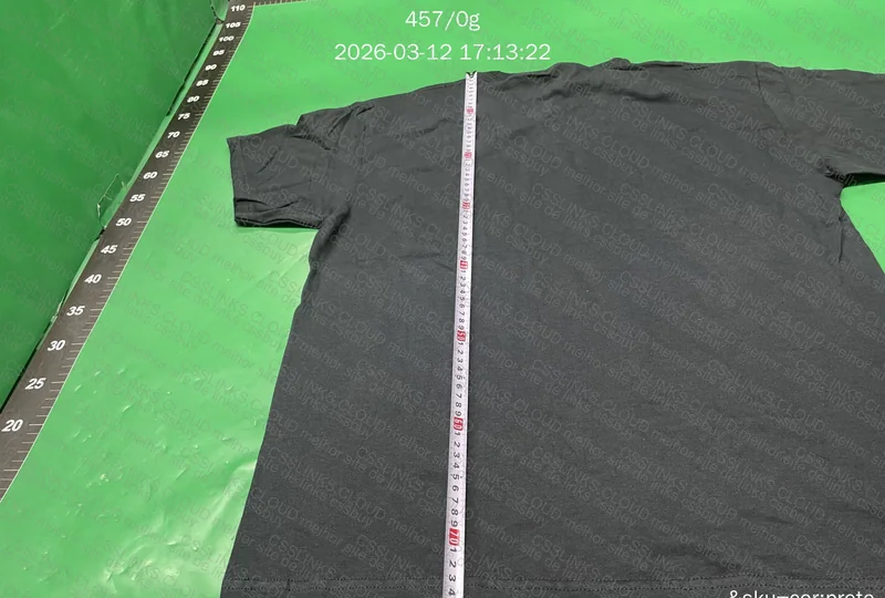 Camisa basica preta e branca 2