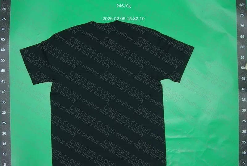 Camisa básica preta e branca GL ou RL 2