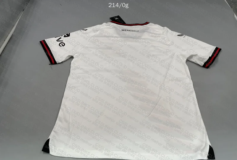 Bayer Leverkusen Shirt 4