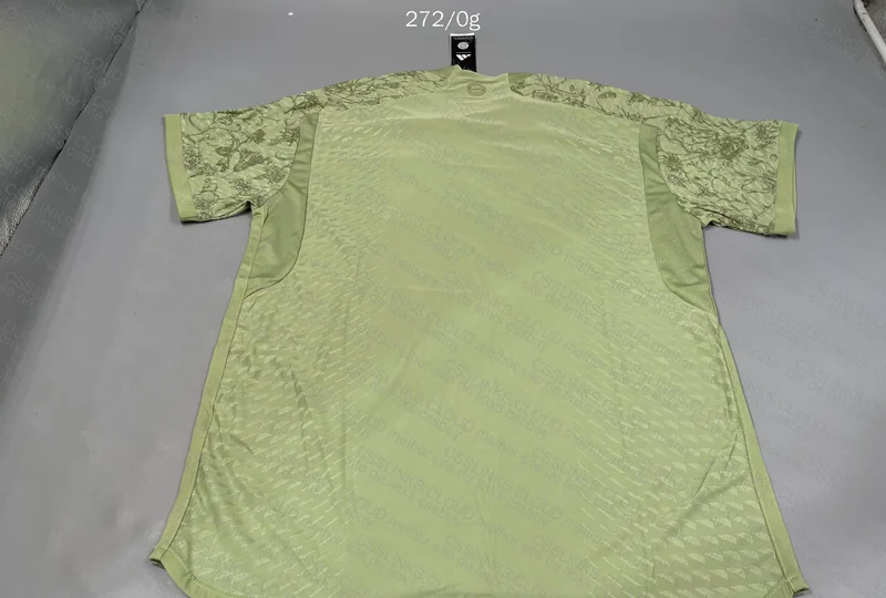 Bayern Munich Oktoberfest Player Shirt - 23/24 3