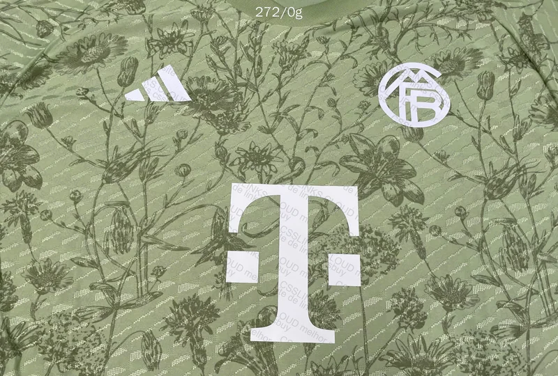 Bayern Munich Oktoberfest Player Shirt - 23/24 9