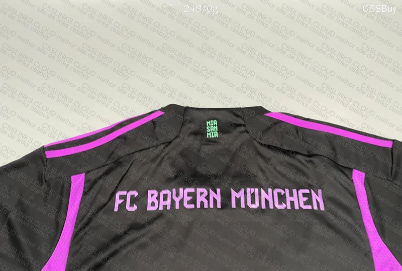 Bayern Munich II (Away) 23/24 Shirt 6