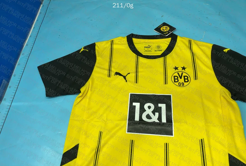 Borussia Shirt (Is It Good?) 4