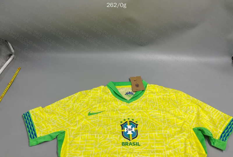 Brazil 24/25 - Random Team Player Jersey 2