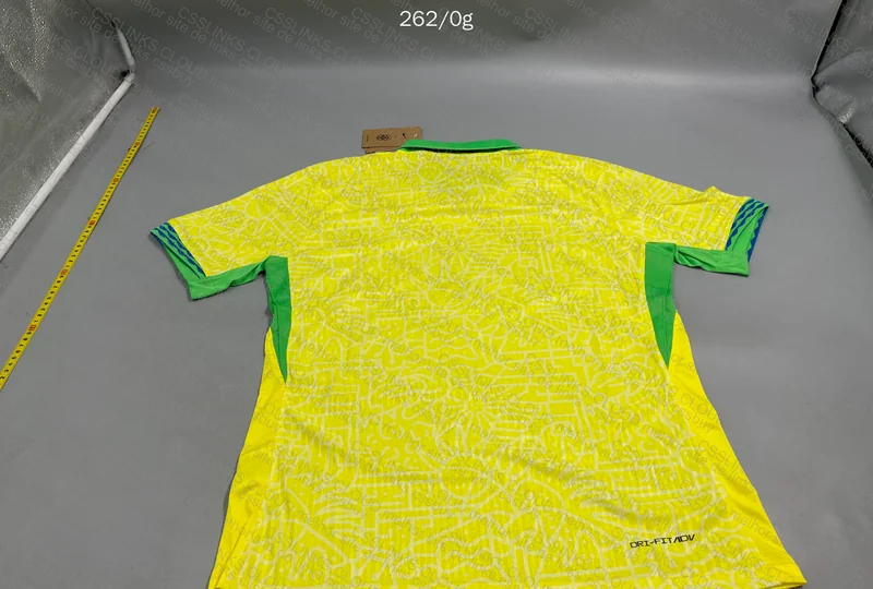 Brazil 24/25 - Random Team Player Jersey 4
