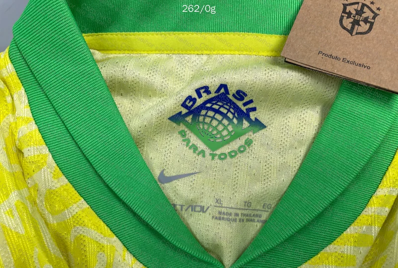 Brazil 24/25 - Random Team Player Jersey 5