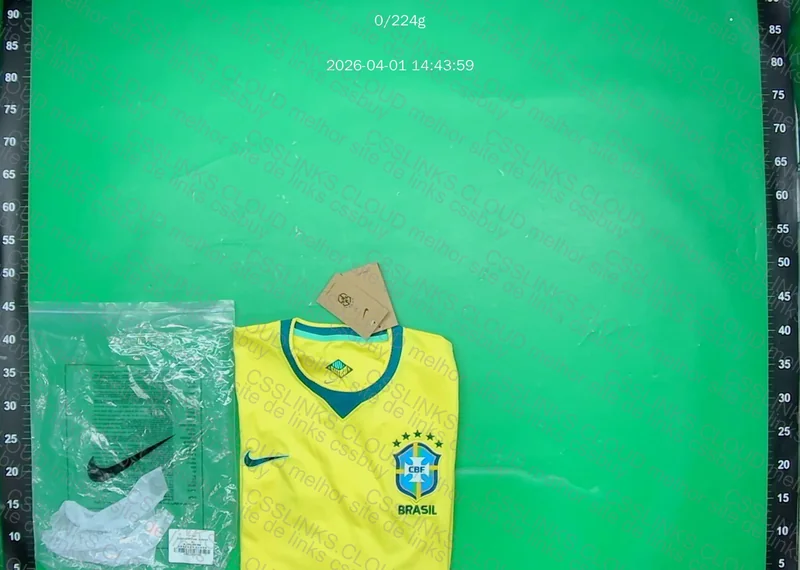 Camisa Brasil versão torcedor, tá gl rapaziada?