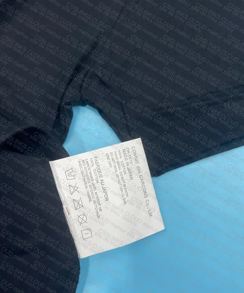 Black and White CDG Shirt (Help Pls) 4