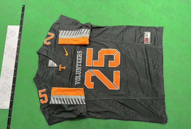 College - Tennessee Vols Shirt 2
