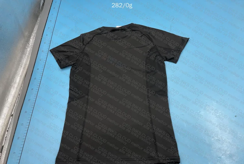GymShark Compression Shirt 3