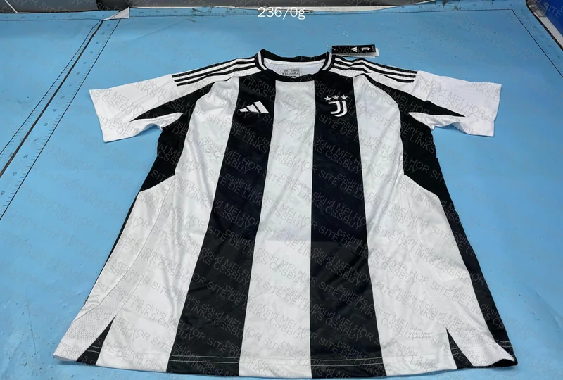 Juventus Shirt 2