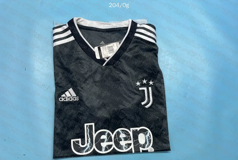 Juventus 22/23 Shirt