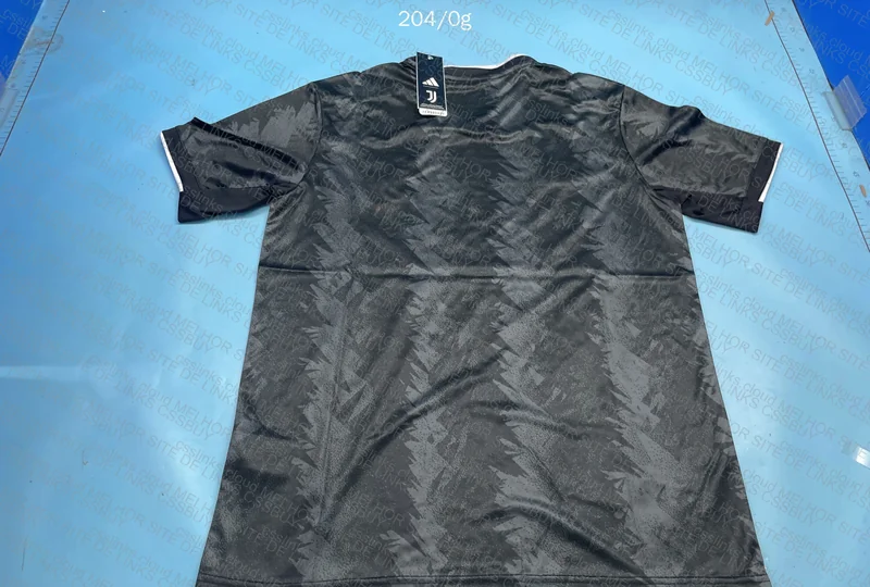 Juventus 22/23 Shirt 4
