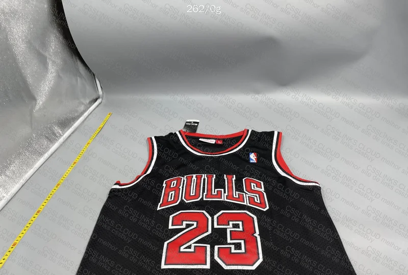 Bulls Season 2007/08 Basketball Shirt 2