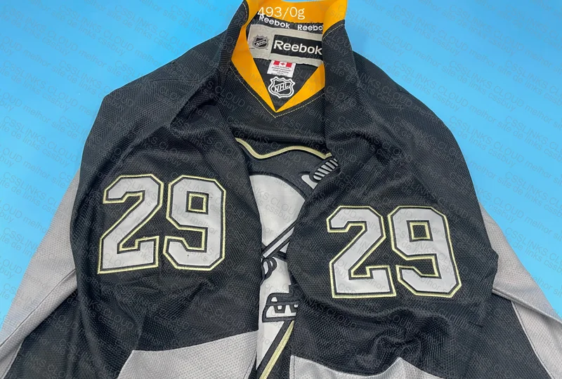 Random Hockey Shirt 3