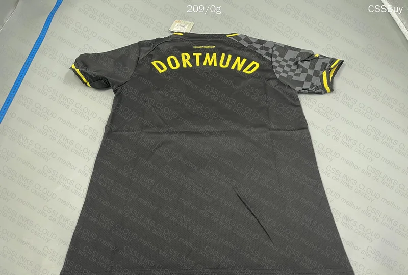 Random Team Shirt 4