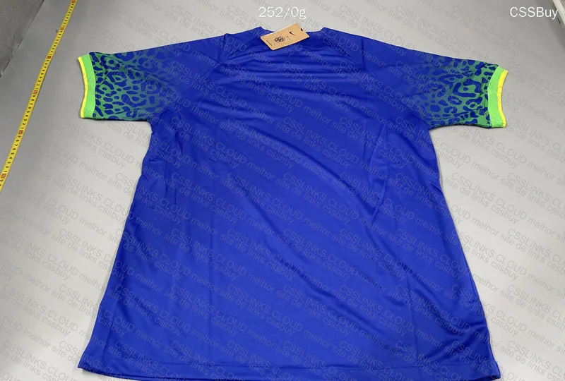 Random Team Shirt 4
