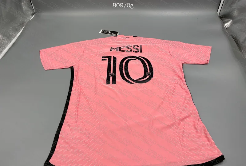 Random Team Shirt 4