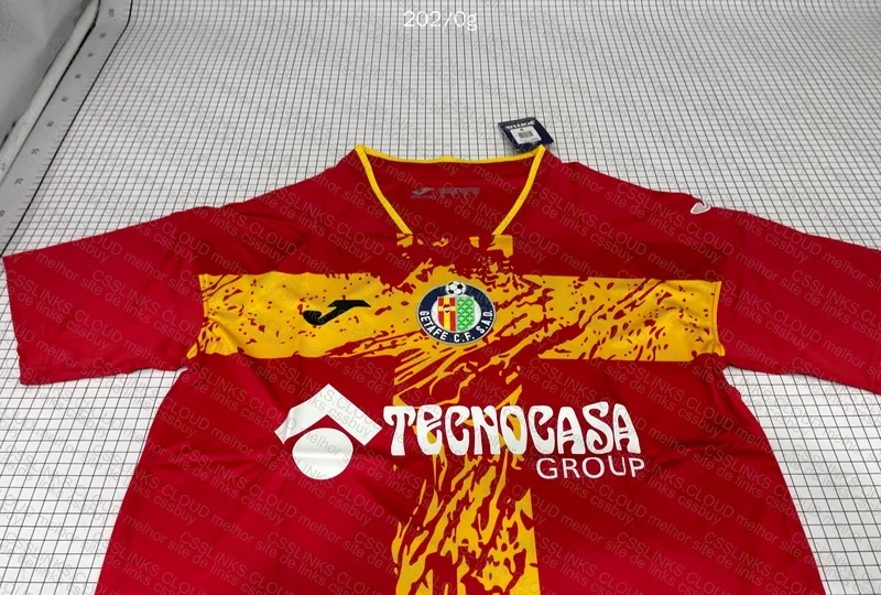 Random Team Shirt 4