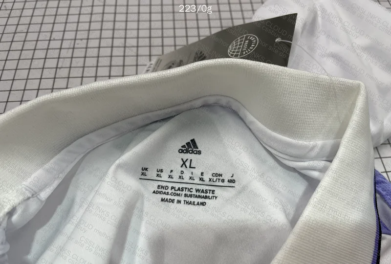 Random Team Shirt 4