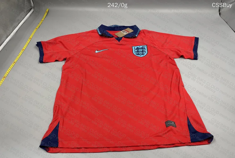 Random Team Shirt 16.50¥