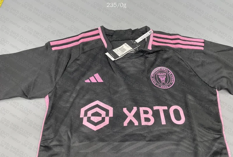Random Team Jersey of Messi 4