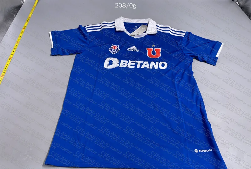 Random Team Jersey (Universidad de Chile)