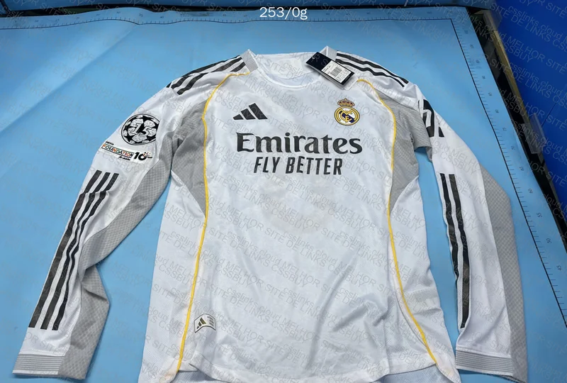 Real Madrid Team Shirt 2