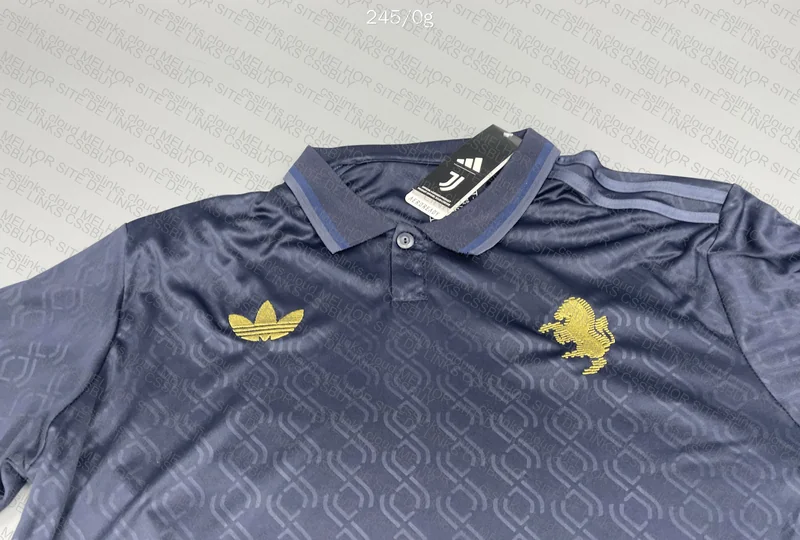 Juventus Team Shirt 4