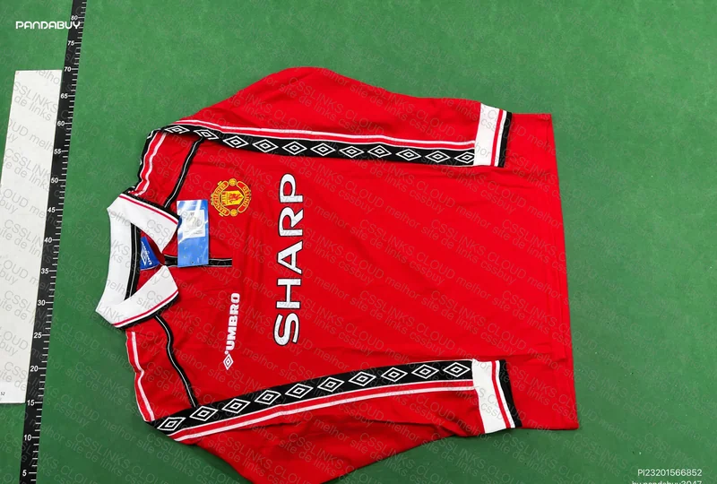 Team Shirt (MAN U Retro) 2