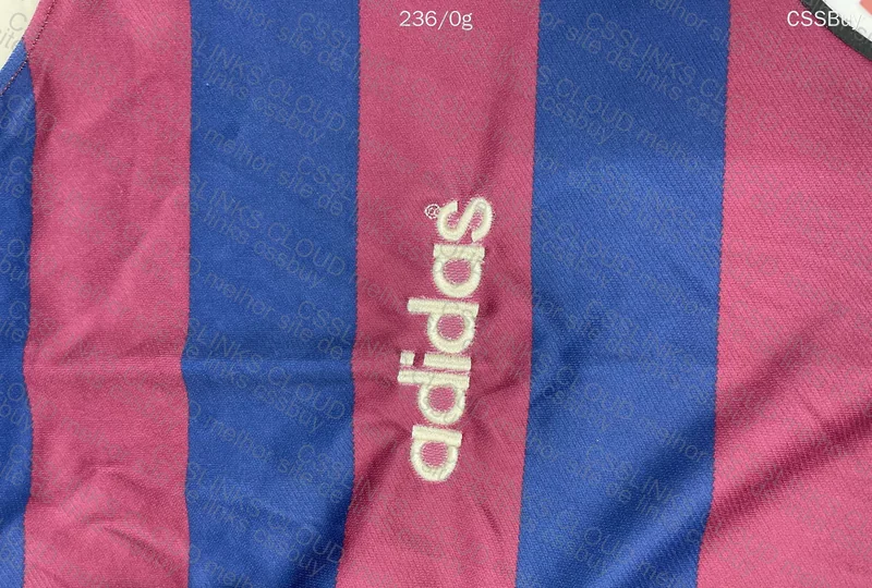 Newcastle United Retro Team Jersey