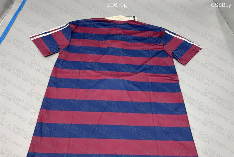 Newcastle United Retro Team Jersey 2