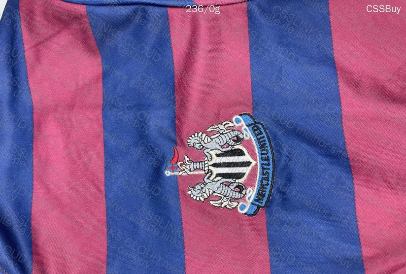Newcastle United Retro Team Jersey 6