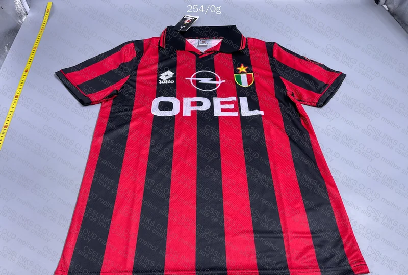Random Retro Team Jersey (Millan)