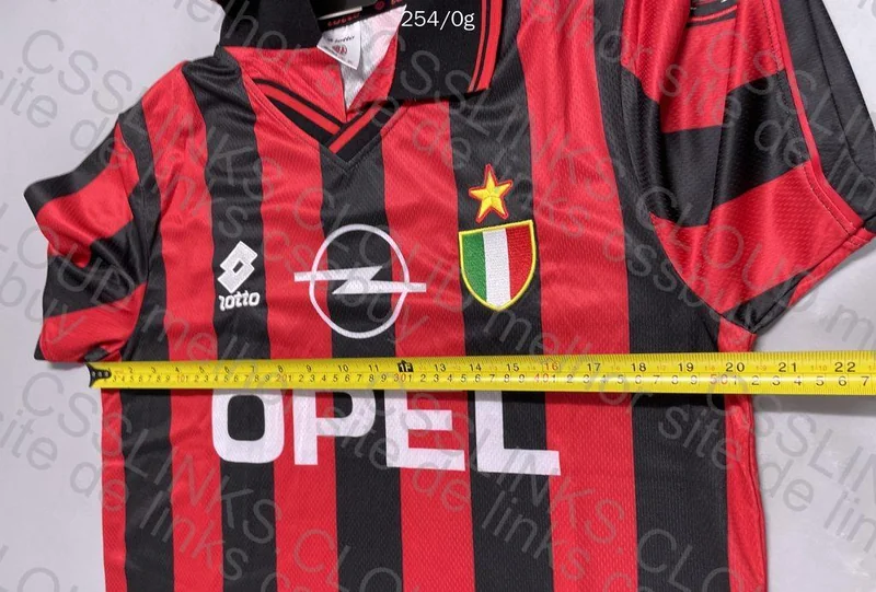Random Retro Team Jersey (Millan) 10