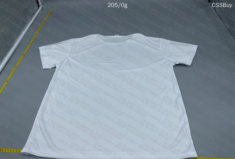 6 Yuan White Training Shirt 3
