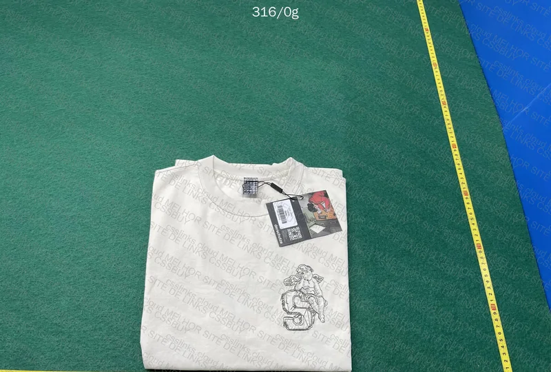 Derschutze Shirt