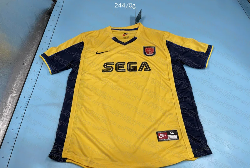 Arsenal Shirt 1999/2000