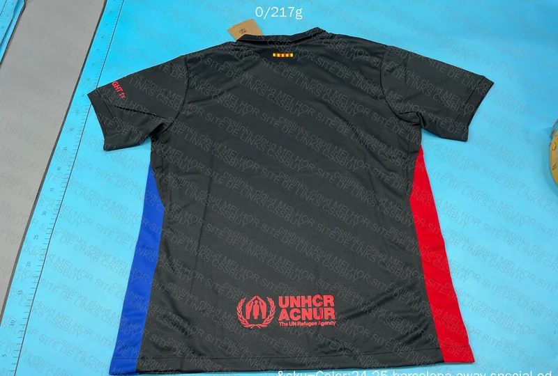 Barcelona Shirt 24/25 3