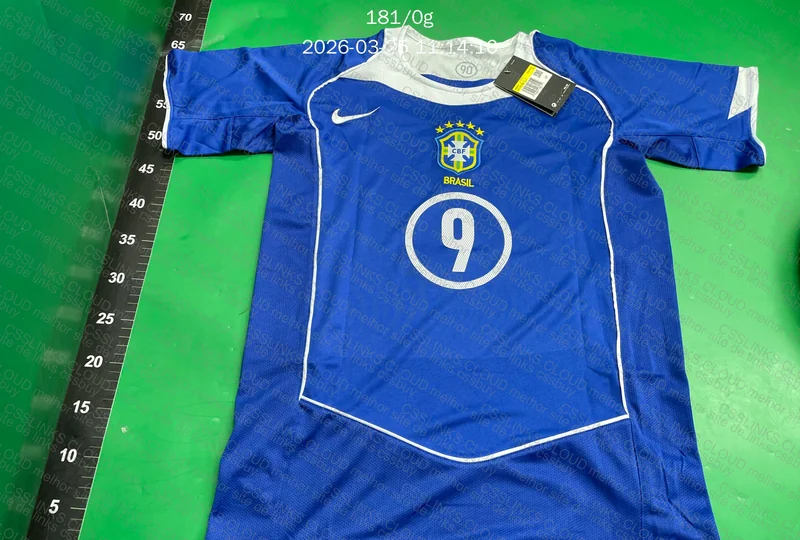 Camisa do Brasil Away 2004/05 4