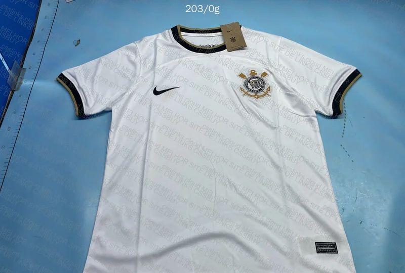 Corinthians Shirt with Golden Details 22/23 2