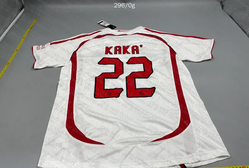 AC Milan Jersey, Kaka - Retro