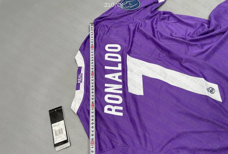 Real Madrid 2017 Jersey 7